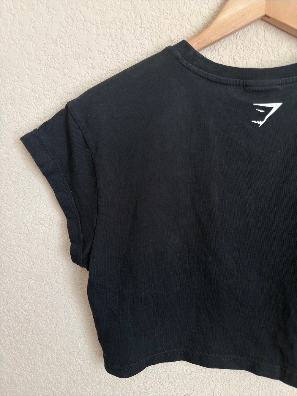 Gymshark Fraction Crop Top Medium Black Cotton Boxy Logo Workout Athleisure Tee - Picture 10 of 14